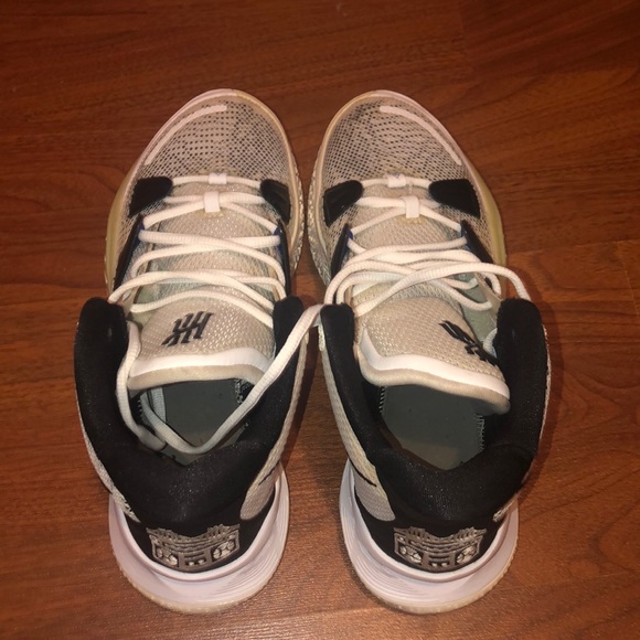 brooklyn beats kyrie 7